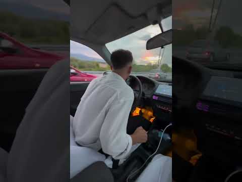 Civic harici beyin takılmış cadde de ratata yapıyor #honda #civic #kesici #beyin