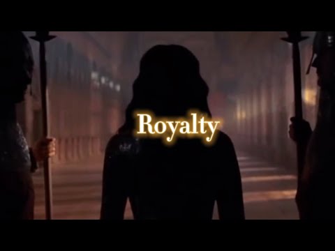 Morgana Pendragon - Royalty