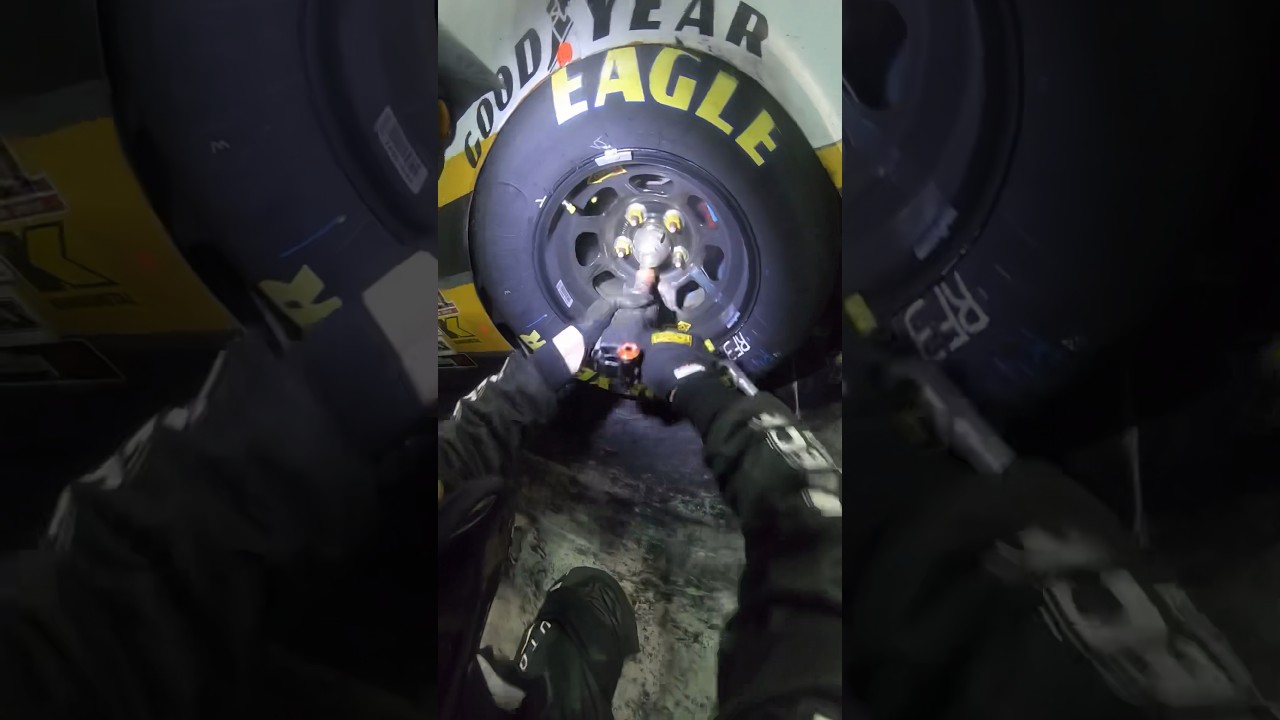 2024 NASCAR Truck Series Pit Stop Las Vegas #pitstop #nascar #racing #lasvegas #pitcrew #car #