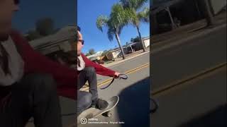 Download lagu Skateboarding with Kaia the Doberman mp3 Download lagu Skateboarding with Kaia the Doberman mp3