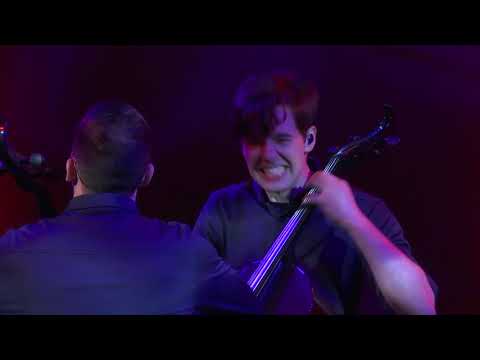AC/DC THUNDERSTRUCK (LIVE) - ROCK CELLO COVER - Emil & Dariel