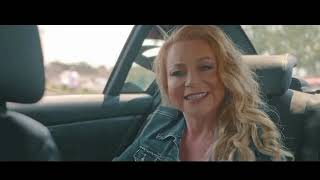 Download lagu Lianie May - Bietjie benoni - Karaoke met lerieke  mp3