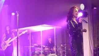 TINA ARENA - HEAVEN HELP MY  HEART - Live At St John, Hackney in London - Thurs 6th Nov 2014