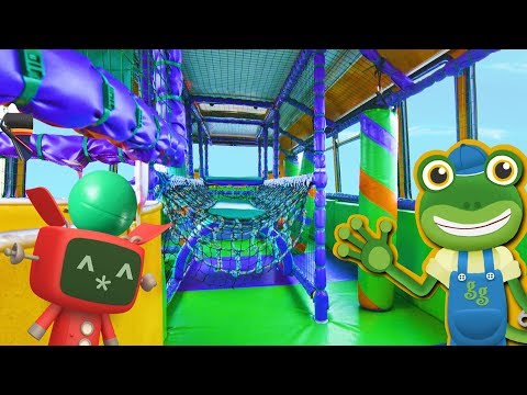 Party Bus For Children | Double Decker Indoor Playground | Gecko's Real Vehicles