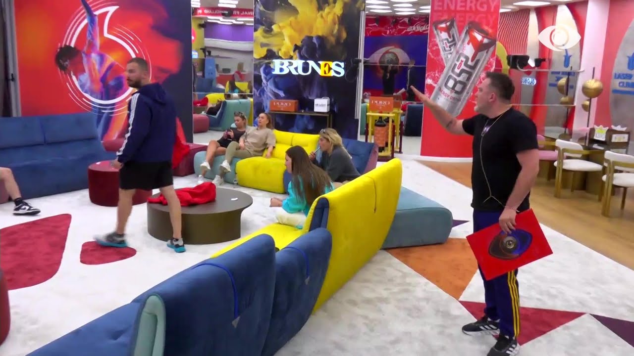 Nuk ke moral, Romeo dhe Juli i ulërasin njëri-tjetrit në fytyrë