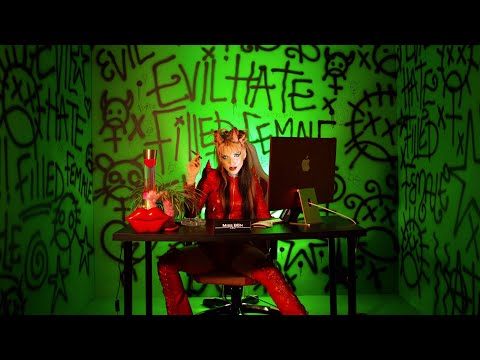 Delilah Bon - Evil, Hate Filled Female Official Music Video