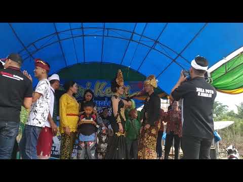 Orgen Lampung timur putri kembar