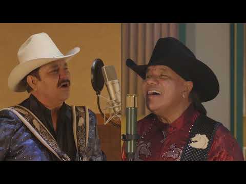 Bronco ft Los Invasores de Nuevo León - Eslabón Por Eslabón (Video Oficial)