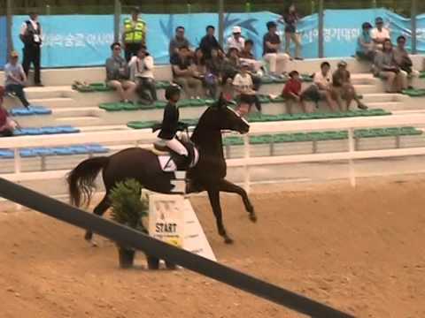 MOV026 THA LETRATANACHAI Siengsaw AG2014 Day 1 Rd 2