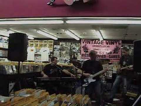 ODDSLANE (formerly The Breakers) Live @ Vintage Vinyl (We Are The Future)