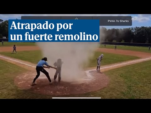 Rescatan a un niño que fue atrapado por un remolino mientras juega al béisbol