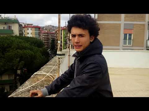 QUANDO HAI UN AMICO SCEMO - DANIELE E' INSPIEGABILE - @danieleactor -