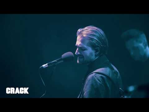 Wild Beasts perform 'Hooting & Howling' live at Simple Things Festival