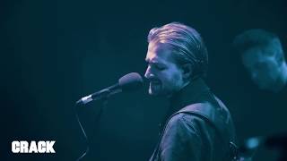 Wild Beasts perform &#39;Hooting &amp; Howling&#39; live at Simple Things Festival
