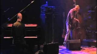 Avishai Cohen - 'Seven Seas' live (Salle Pleyel, 2011)