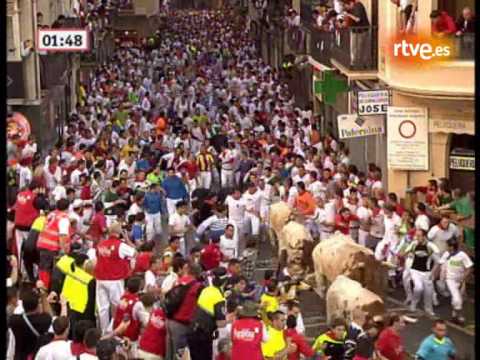July 10 2010 encierro with Dolores Aguirre bulls in Pamplona