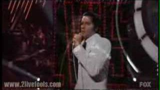 Watch How They Did It! Elvis Celine Duet SplitScreen on Idol