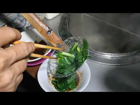 Mie Ayam paling enak Buatan mas Tono || Harga cuma 10 ribu