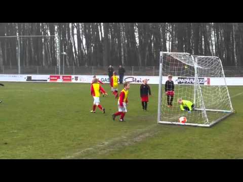 Doelpunt Luuk Boers van CVV Achilles Enschede F1