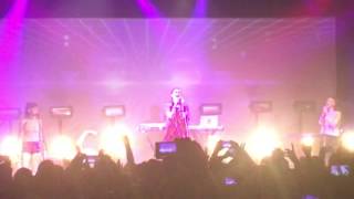 Sincronía pegaso - Javiera Mena CDMX Mayo 2016