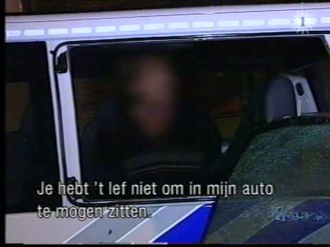 HET LEVEN ZOALS HET IS:POLITIE (BIJSTAAND) HILARISCH