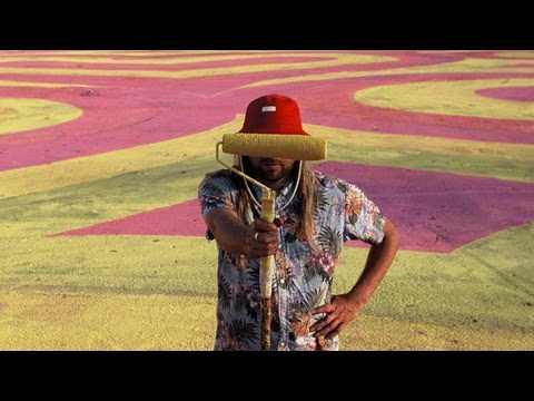 Street Artist Insa Made the World's Largest Animated Painting