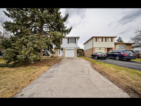 For Sale - 14 Groveland Crescent, Brampton, ON L6S 1L2