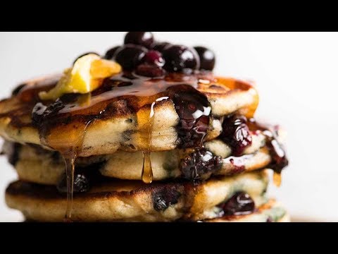 Extra Fluffy Blueberry Pancakes
