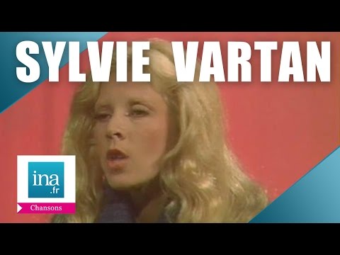 Sylvie Vartan "Souvenirs" (live officiel) | Archive INA