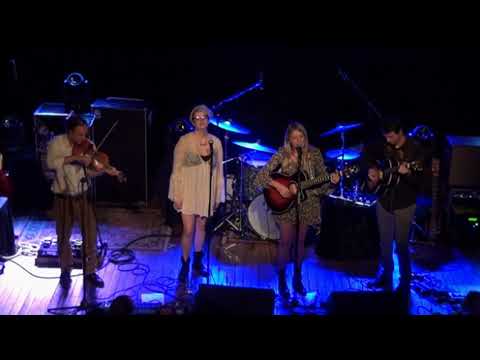 cara louise band 2017-08-31 st.  louis, mo