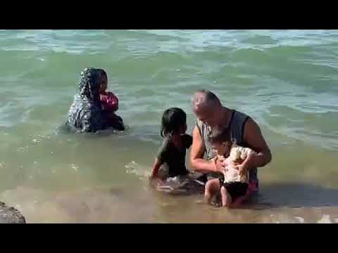 In Talohkapohr Beach.