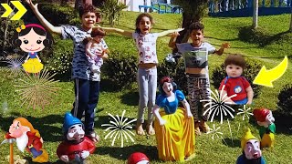 Bebê Reborn e Crianças Pintando a Branca de Neve e os 7 Anões ??
