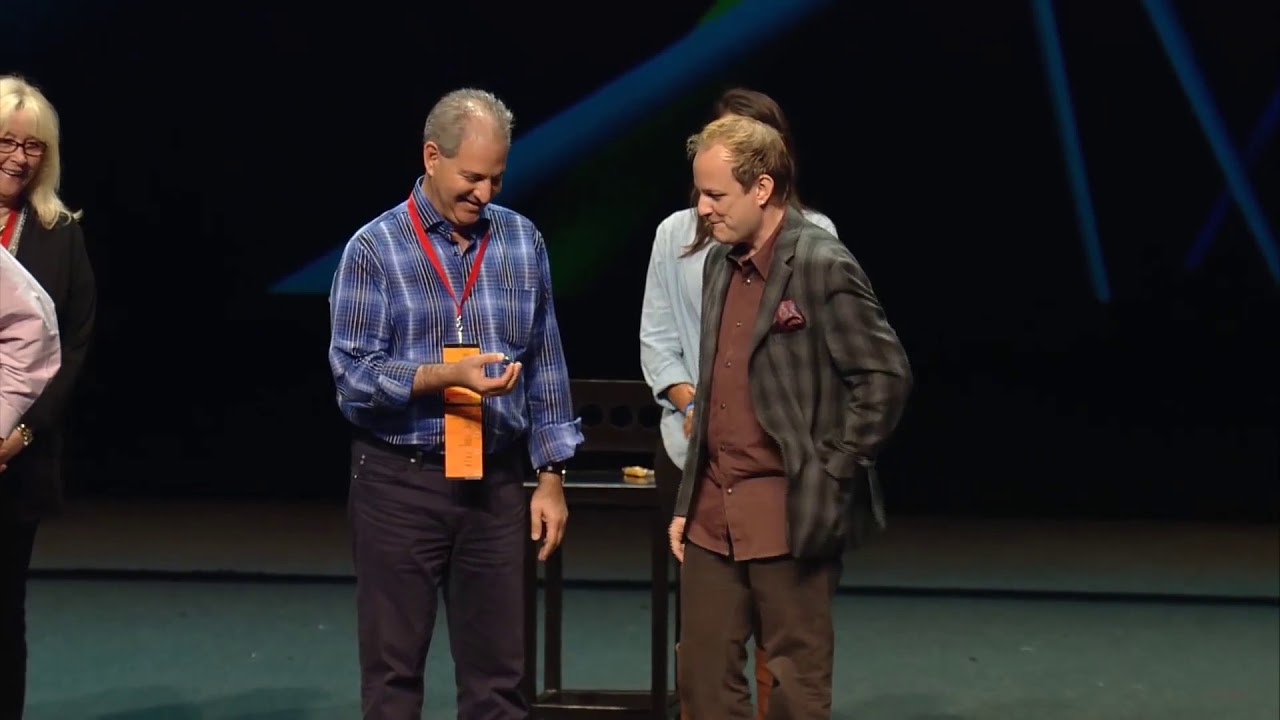 Apollo Robbins   La Ciudad de las Ideas 2013 "Dangerous Ideas"