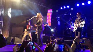 Rulo Y La Contrabanda   A punto de colapsar Quito Ecuador