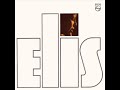 ELIS REGINA CONVERSANDO NO BAR