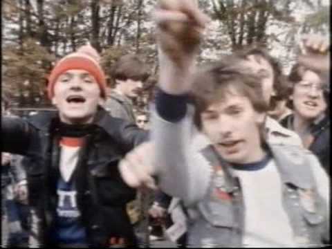 0011980021 - VfB- und KSC-Verrückte