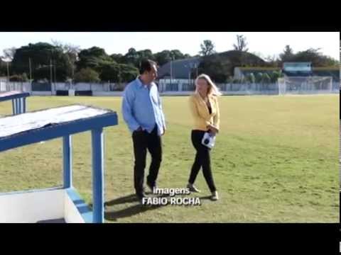 Técnico Luis dos Reis conhece a nova casa: o Schimitão
