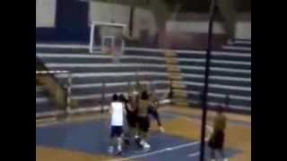 preview picture of video 'Treino de basquete em Mirassol (1997)'