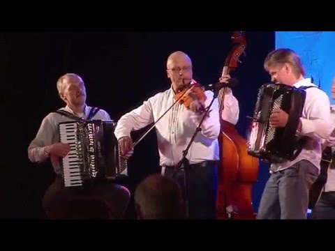 Gammeldansgalla i Heidalshallen 24.4.2010 (NRK)