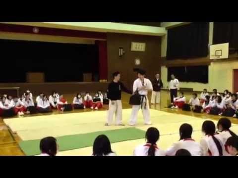 self-defense「女の子の護身術」　護身術指導　勇真会　バッグ編