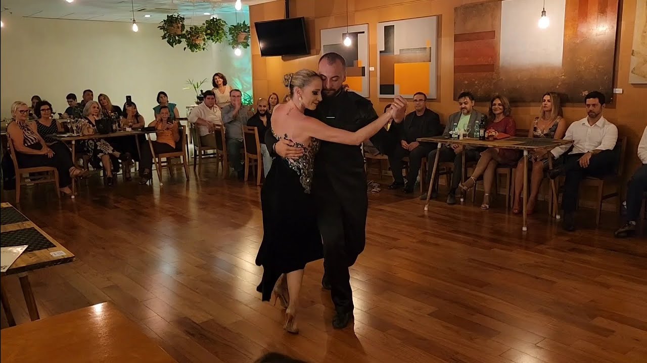 Anna Elisa & Sávio Menezes (2/3) - Milonga Vieja Milonga - D'arienzo - Milonga ACDC