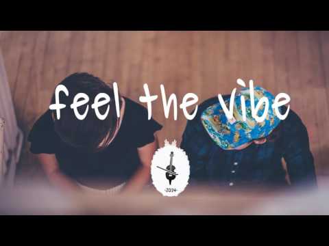 XUITCASECITY, VMK & CRLMASTR - Somebody Say