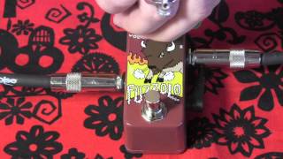 Video thumbnail for Zvex Fuzzolo mini fuzz pedal demo with R9 Les Paul by gearmanndude