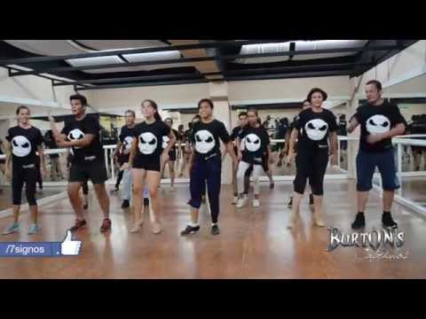 Jump in the line (Ensayo, Burton's Caprichos)