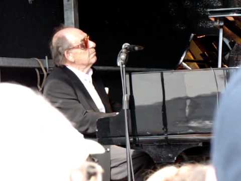 Paul Kuhn Trio Live - Summertime.MPG