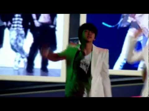 120623 u-kiss WBS 공개방송 롯데월드 동호 Believe