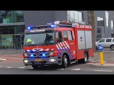 Prio 1 TankautoSpuit Nijmegen-Centrum 08-2131 met spoed naar een gebouwbrand in Nijmegen