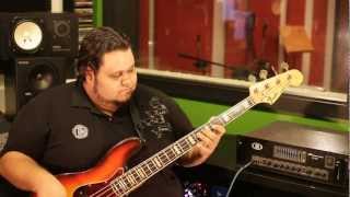 Video thumbnail for Fender Jazz Bass 1969 vintage e Ampeg B4R....VENDO! by Jam Penitenti (produção musical)