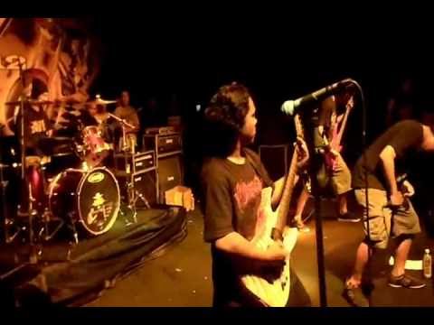 Reviled - Putridity (Live HD)