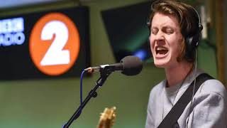 Blossoms - I Can&#39;t Stand It live BBC Radio 2